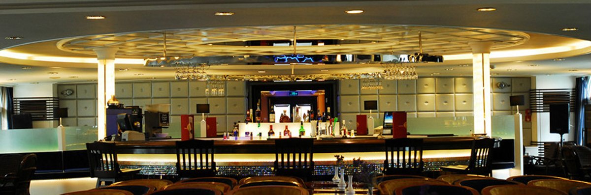 Victoria Katarina-Bar