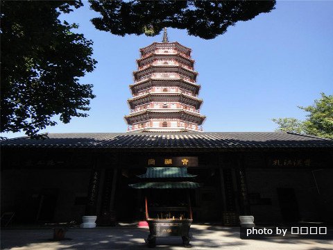 Der Liurong Tempel